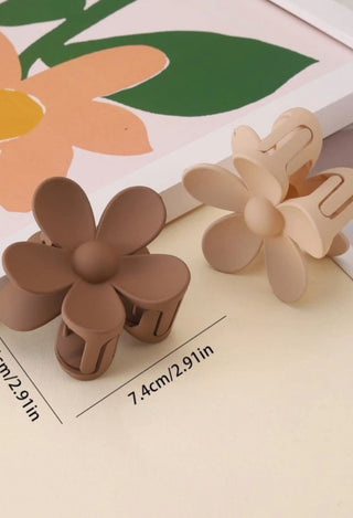 Tan & Brown Large Flower Claw Clip