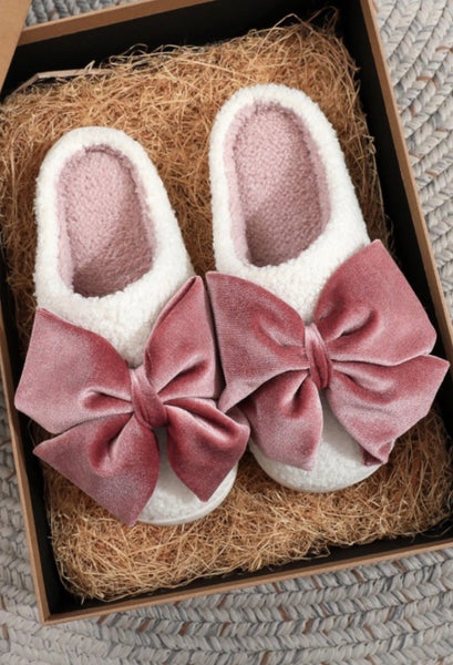 Bow Plush Slippers