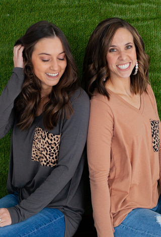 long sleeve leopard poclet top in charcoal and tan