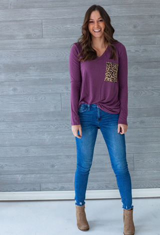purple long sleeve teopard poclek top