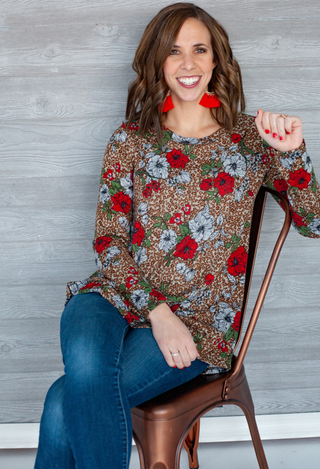 Jada Floral Top in taupe