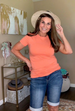 Kan Can Shorts Medium Wash with coral top and hat