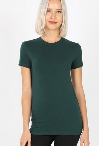 Essential Tee in hunter green