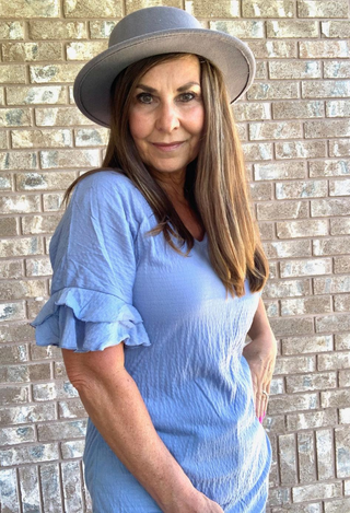Girls Day out Top in dusty blue with hat