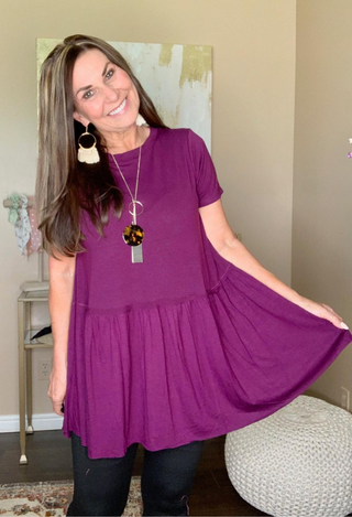 Kacie Ruffle Bottom Top in plum