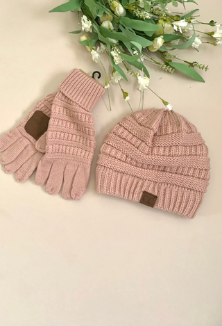 indi pink gloves and beanie