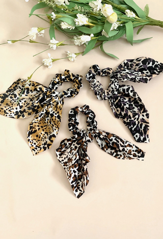 3 leopard scarf set