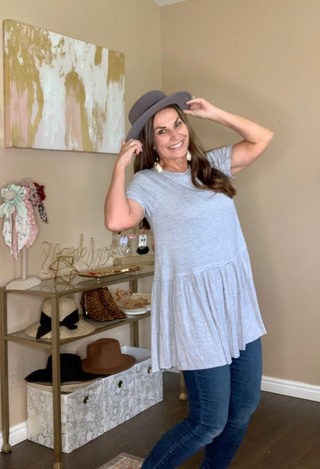 Kacie Ruffle Bottom Top in grey