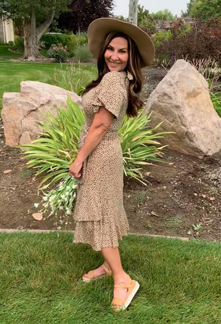 Taupe print Dress with hat