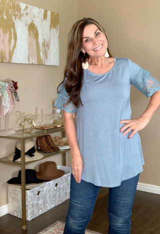 Venice Lace Top blue grey