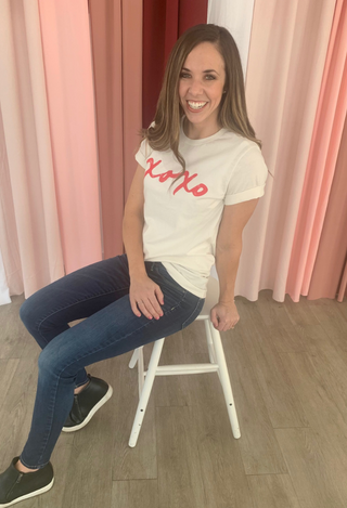 XOXO Graphic tee in Vintage White
