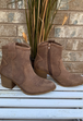 Dk Taupe