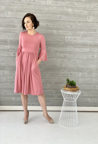 bell sleeve midi dress in pink
