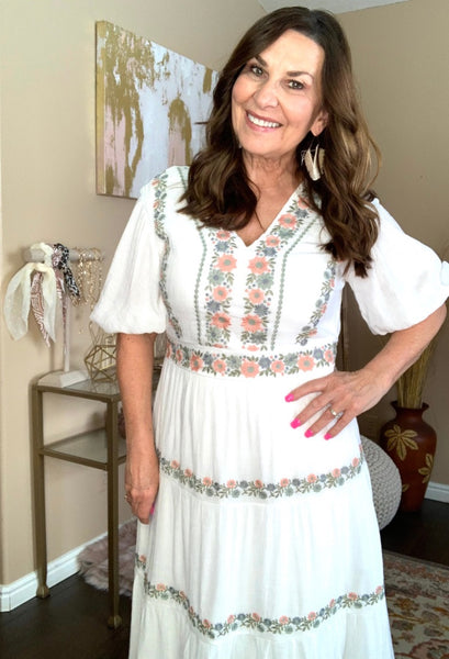 Ryann Embroidered Dress in Ivory