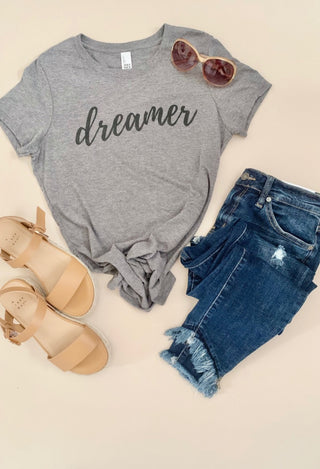 Dreamer tee with shorts and sandals